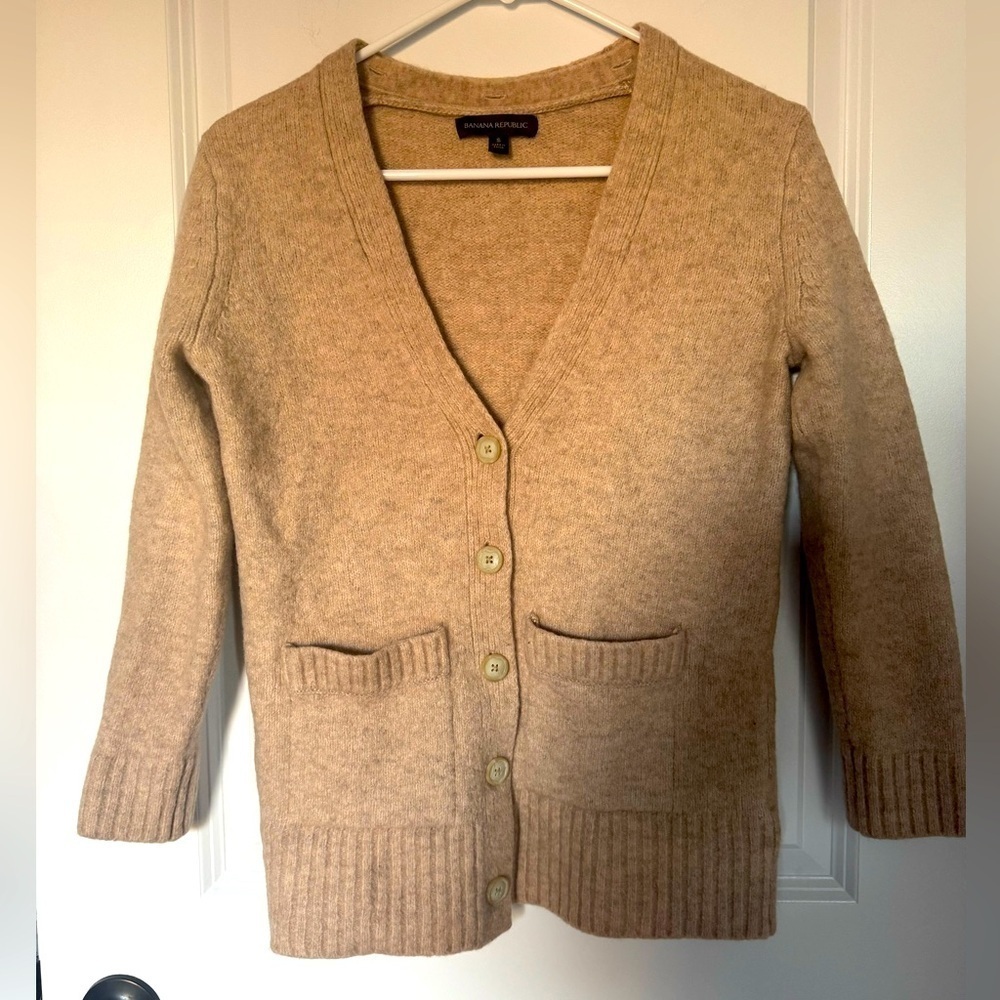 Banana Republic Women’s Tan Wool Blend Small Cardigan